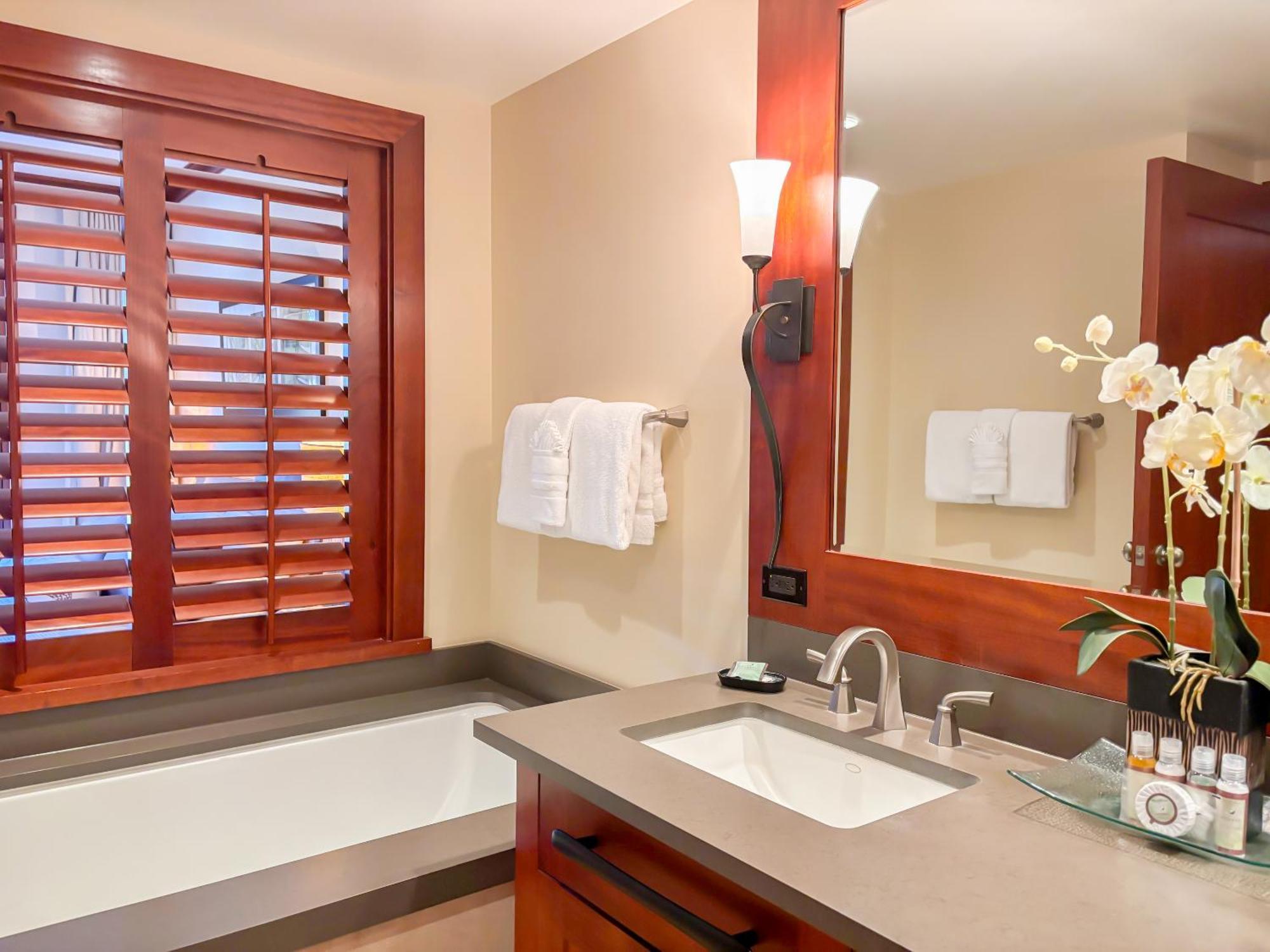 Ko Olina Beach Villas B304 - 3Br Luxury Condo With Stunning Ocean View & 2 Free Parking Kapolei Luaran gambar